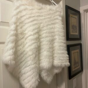 Elegant White 100% Fur Poncho